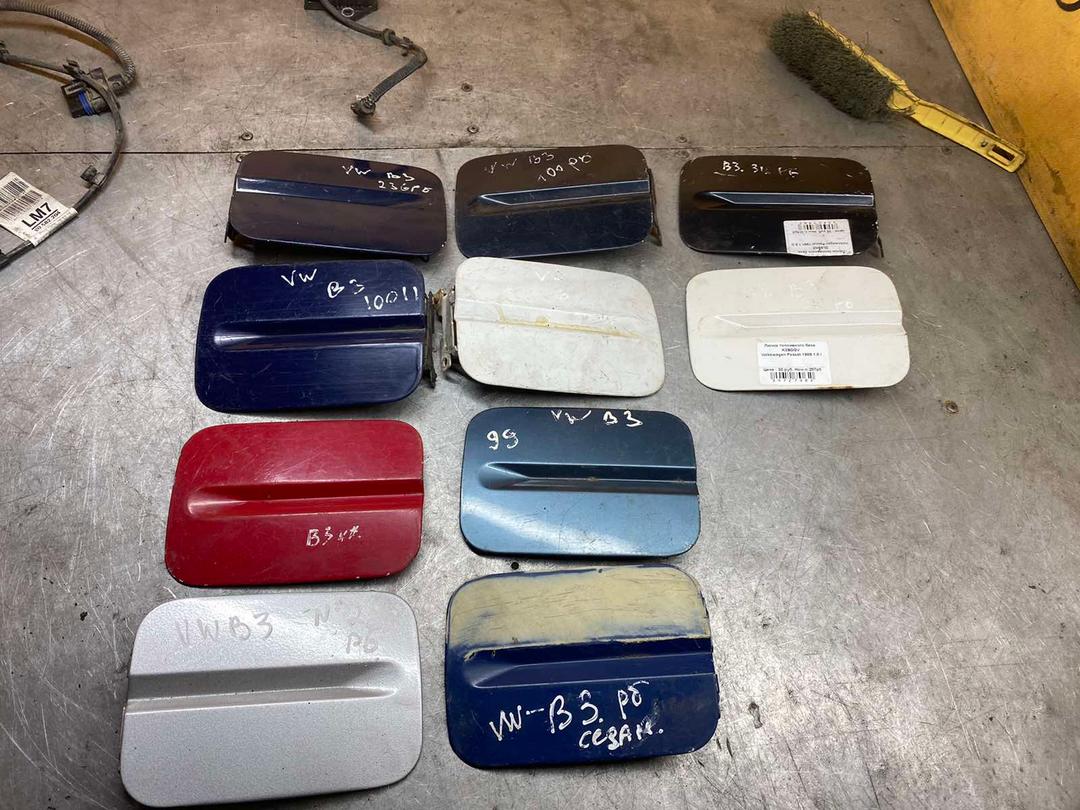 Лючок топливного бака 2P044U Volkswagen Passat купить с доставкой