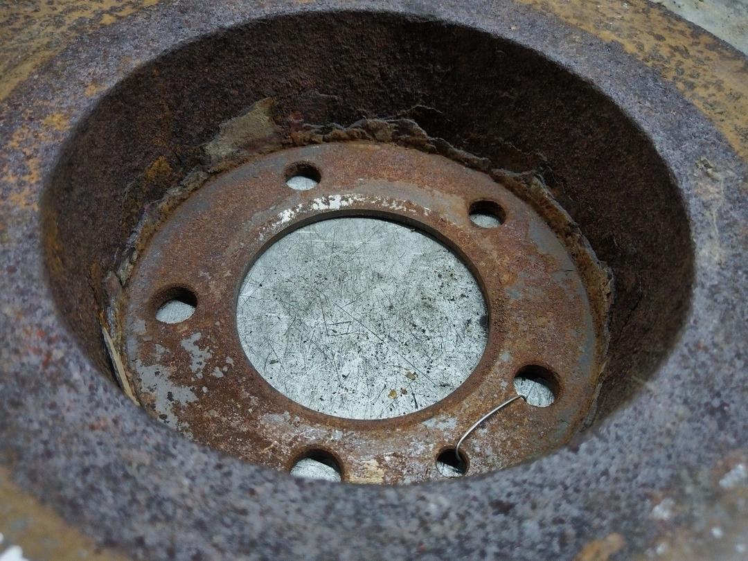 Диск тормозной задний R4W759 Renault Master купить на авторазборке