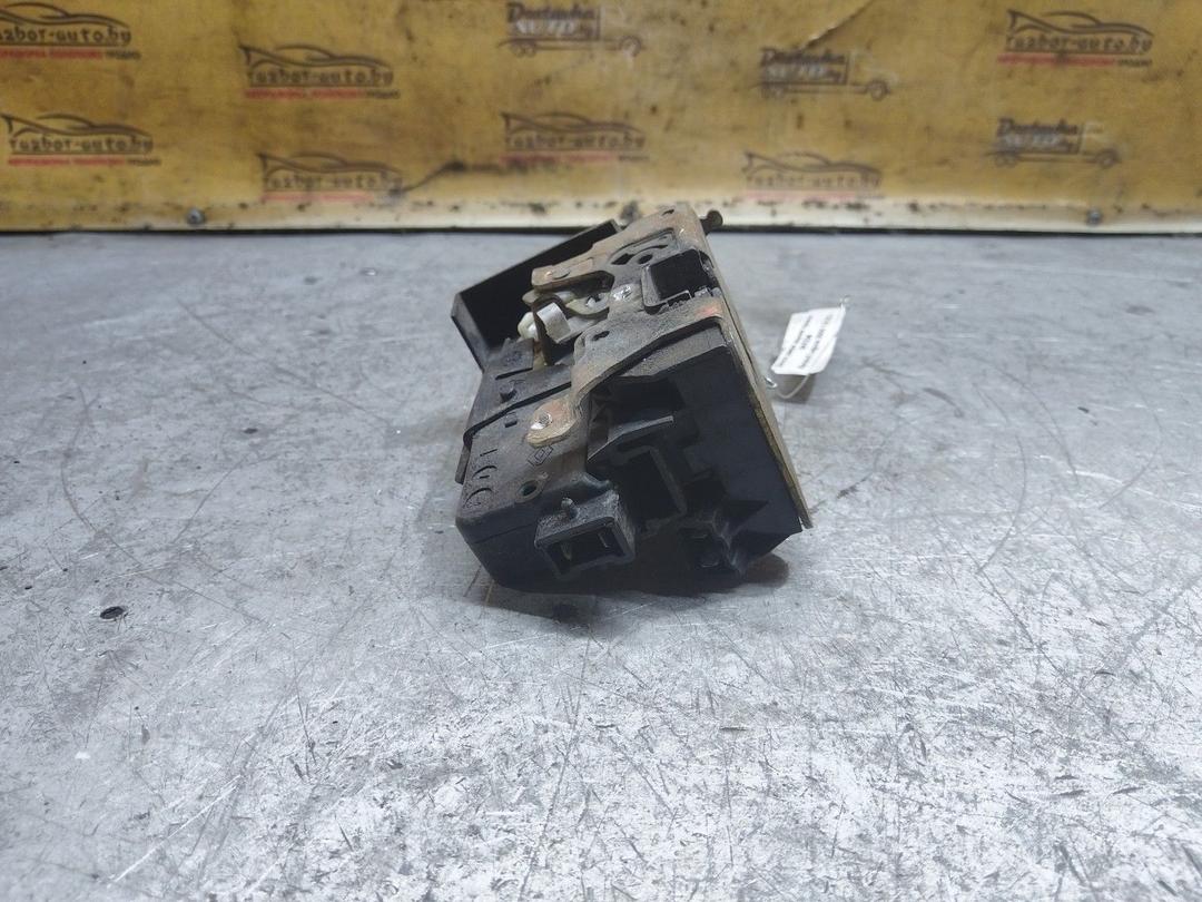 Замок двери задней правой 0KFZ06 Renault Laguna купить на авторазборке