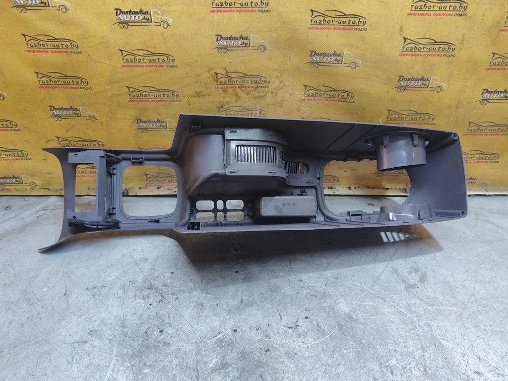 Консоль салона (кулисная часть) UCYI7Y Mercedes A W168 - Фото 4