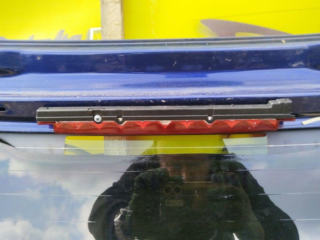 Стоп-сигнал 4RC72R Audi A4 купить на авторазборке