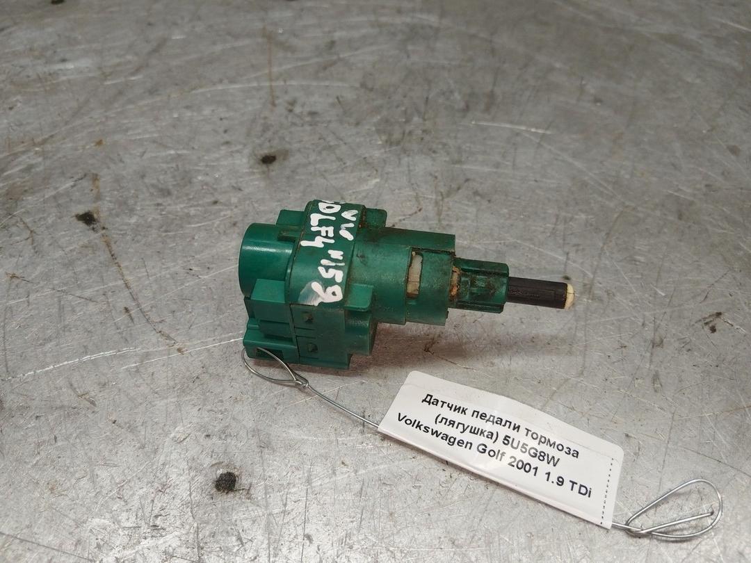 Датчик педали тормоза (лягушка) 5U5G8W Volkswagen Golf