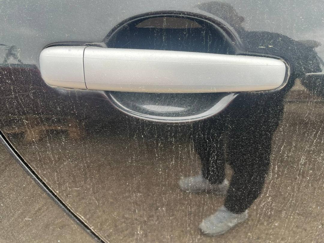 Ручка наружная задняя правая K1M6D8 Peugeot 307