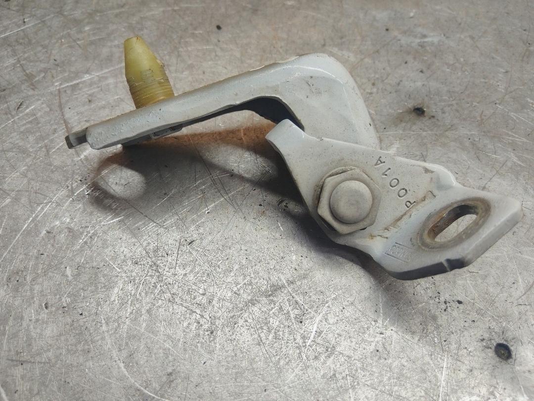 Петля двери передней левой UBMAOJ Ford Fusion - Фото 11