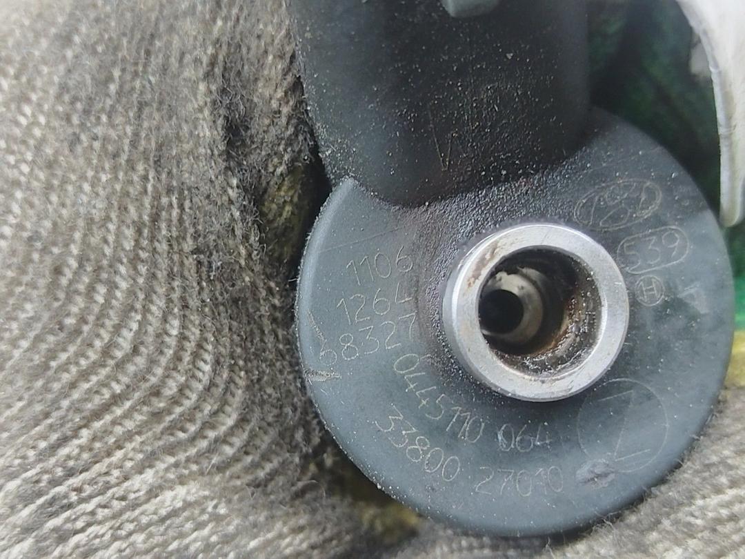 Форсунка BK7Z03 Hyundai Trajet купить на авторазборке