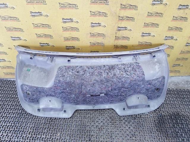 Обшивка крышки багажника 82M19O Renault Laguna купить