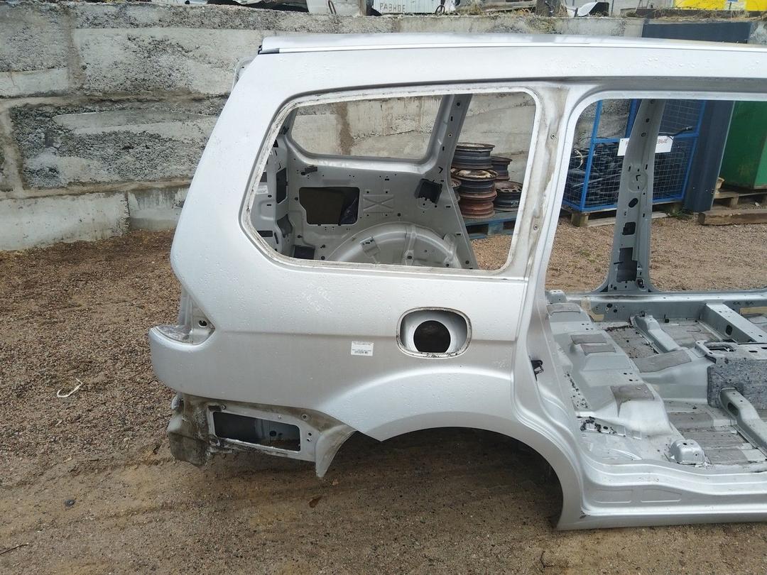 Крыло заднее правое KL5197 Ford Galaxy