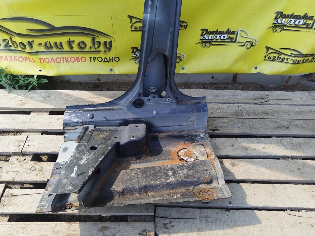 Стойка кузовная центральная правая SUO4HM Opel Astra купить в магазине запчастей бу