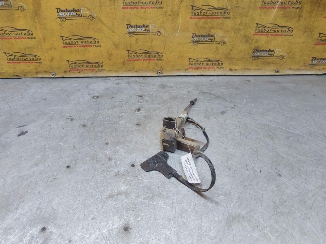 Активатор замка крышки топливного бака 9COP87 Toyota Avensis купить с доставкой