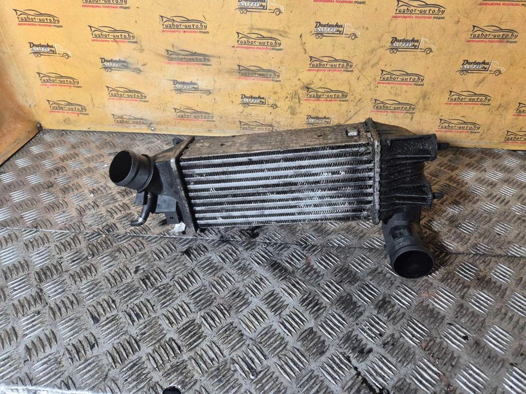 Интеркулер WLLAKU Peugeot 607