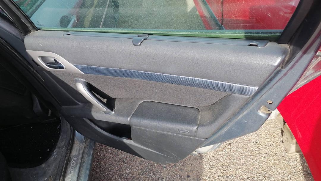 Замок двери задней правой TR08CK Peugeot 407