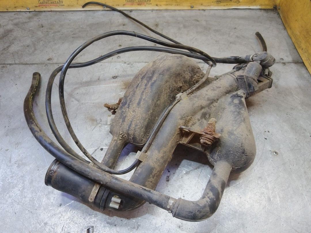 Горловина топливного бака 6AIT09 Renault Safrane - Фото 7