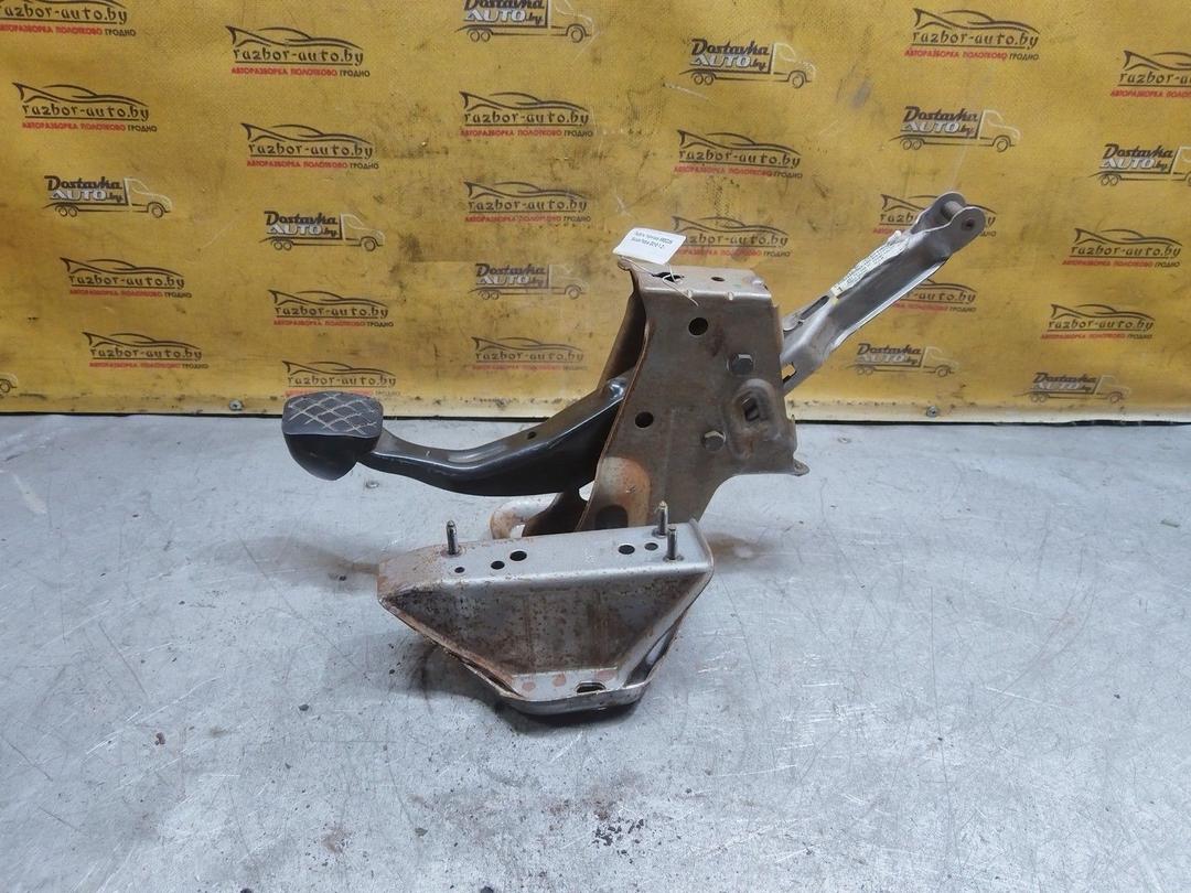 Педаль тормоза 86ED39 Skoda Fabia купить