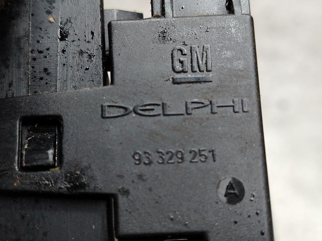 Короб предохранителей 84CLJP Opel Meriva - Фото 6