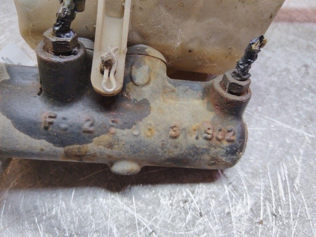 Цилиндр тормозной главный HRJIQ3 Citroen Evasion купить в магазине запчастей бу