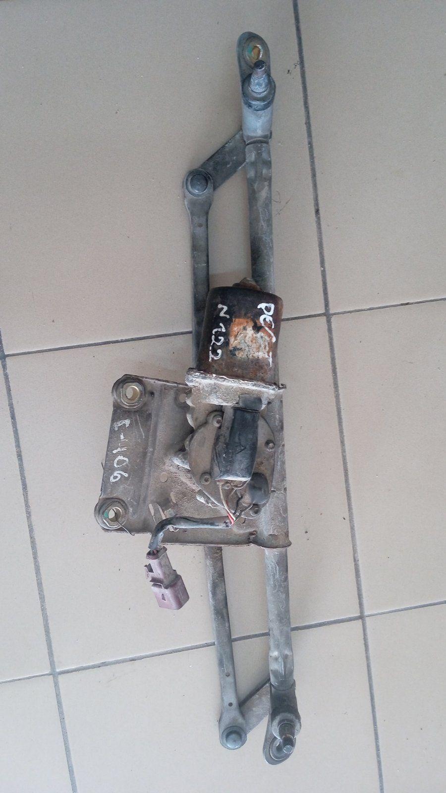 Моторчик передних стеклоочистителей (дворников) XUFY1C Peugeot 406