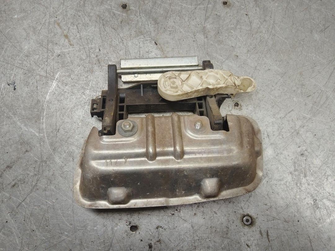 Ручка наружная задняя правая LL1SK3 Opel Zafira купить