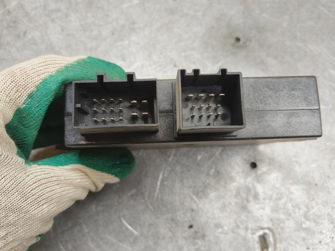 Блок комфорта H5ZARD Volkswagen Passat купить с доставкой