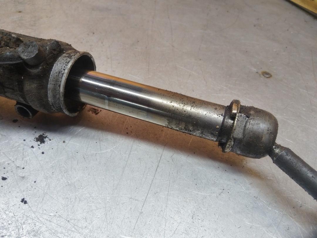 Рулевая рейка R9EI2O BMW 3 E36 купить в магазине запчастей бу