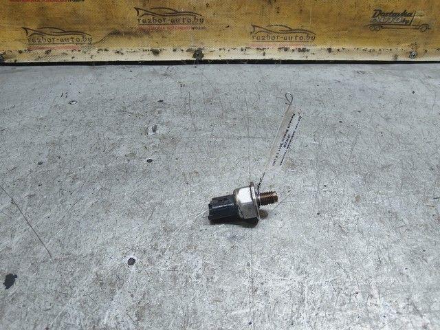 Датчик давления топлива JFHVIR Renault Scenic