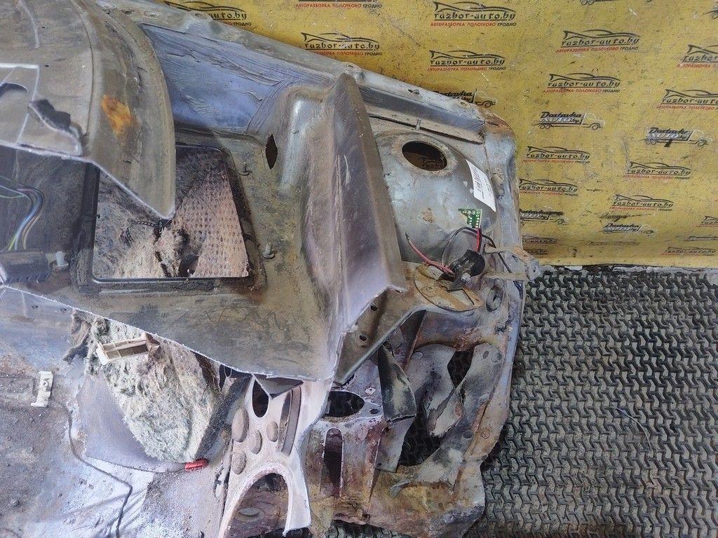 Стакан лонжерона левый XGZSCK Audi 80 - Фото 2