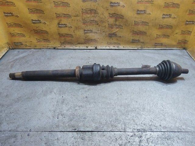 Полуось передняя правая (приводной вал, ШРУС) C6PQ6B Ford Focus купить в магазине запчастей бу