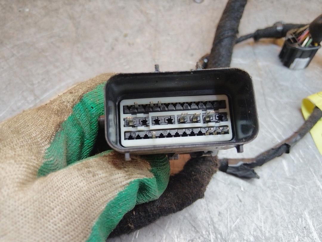 Проводка салона Y66US2 Ford Fusion - Фото 3