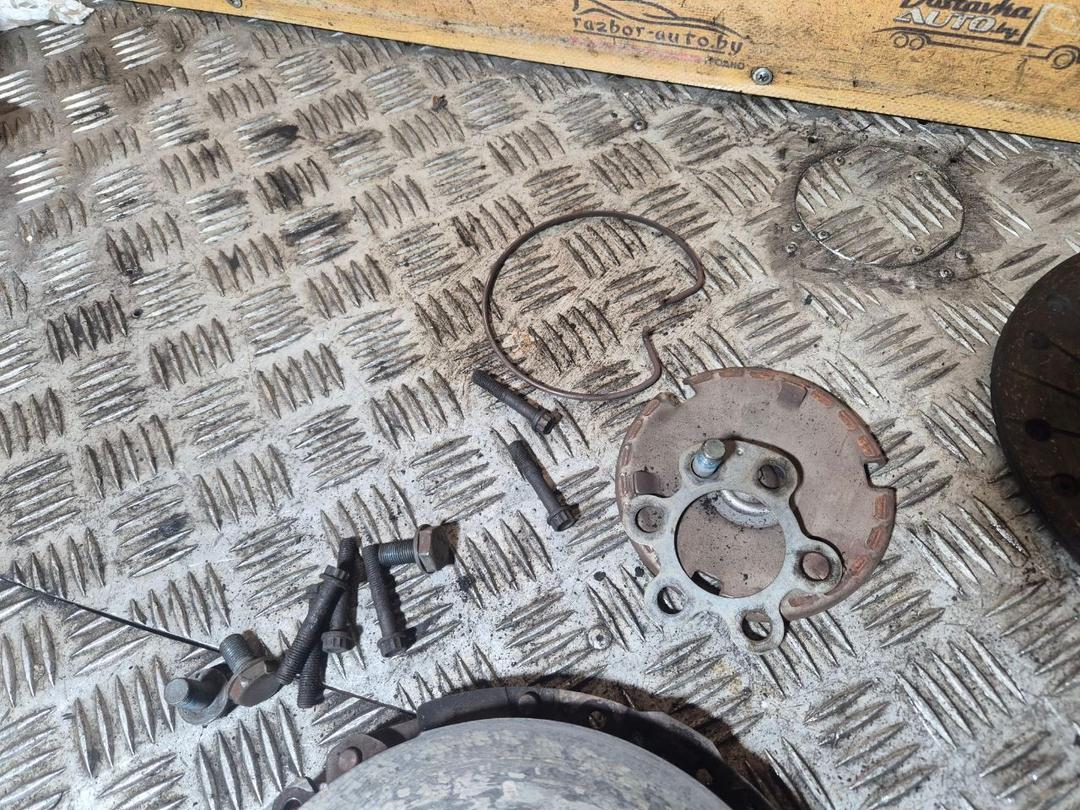 Комплект сцепления 32Q30W Volkswagen Golf купить с доставкой. Огромный выбор запчастей и марок авто. У нас есть практически все.