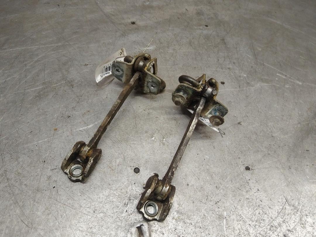 Ограничитель открывания двери задней 43H8QL Opel Astra - Фото 2