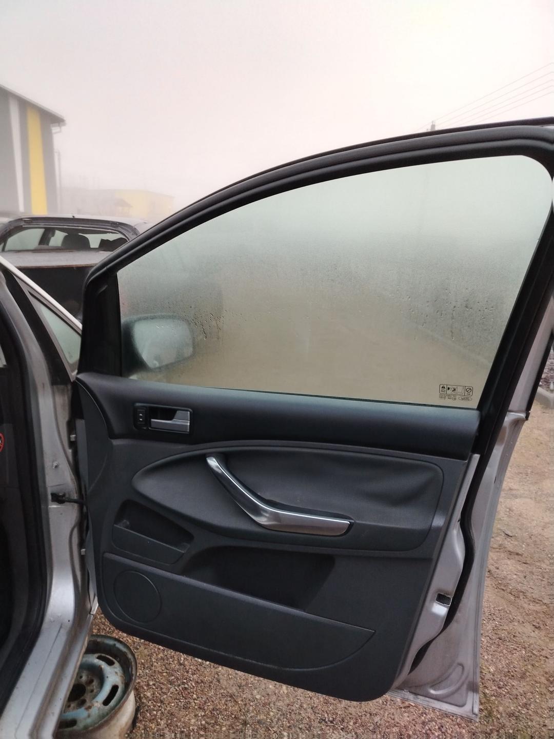 Замок двери передней правой NJOB51 Ford C-Max