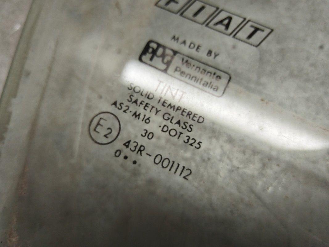 Стекло двери передней правой GML5PD Fiat Tempra купить