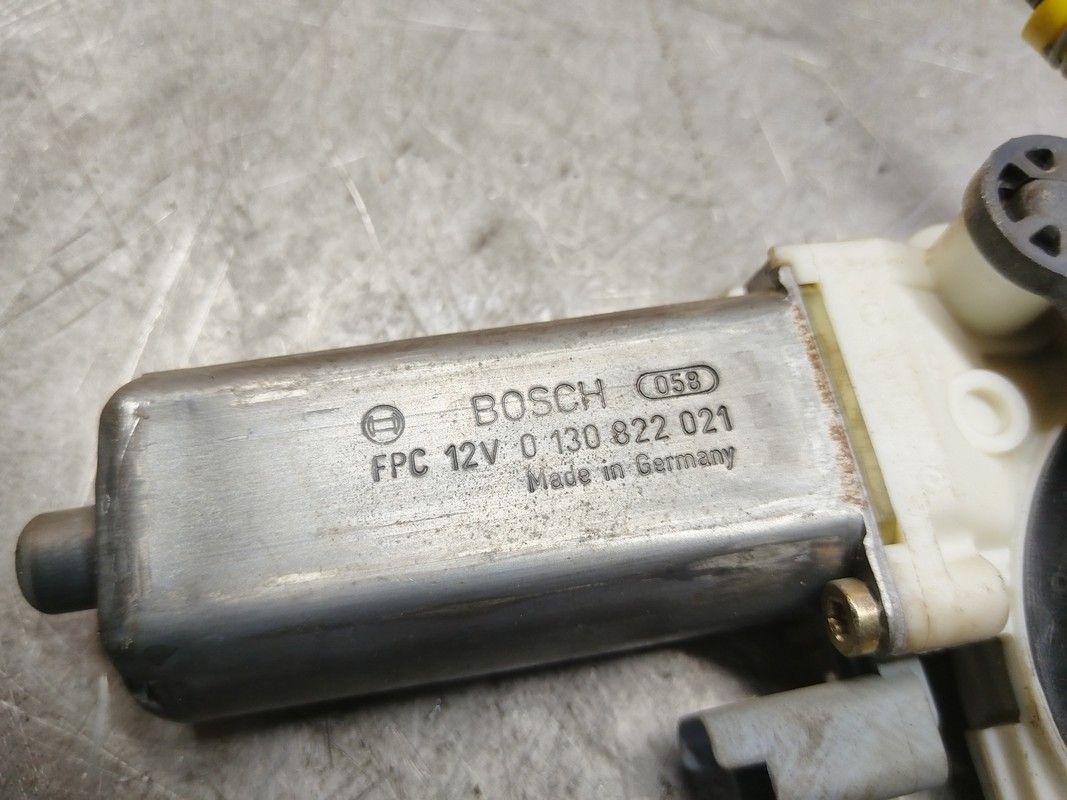 Стеклоподъемник электрический передний правый 8TBN9M Peugeot 307 купить в магазине запчастей бу