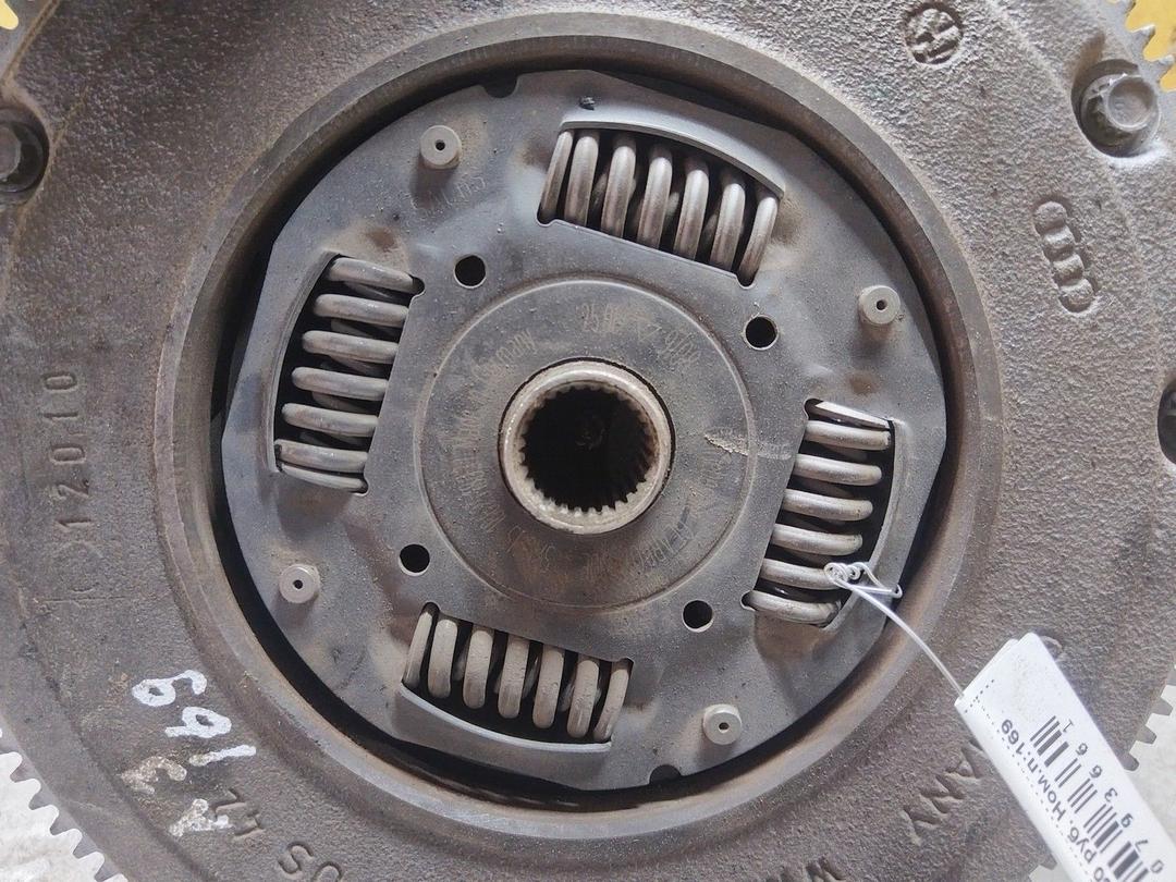 Комплект сцепления ECOE7U Audi A3 купить на авторазборке