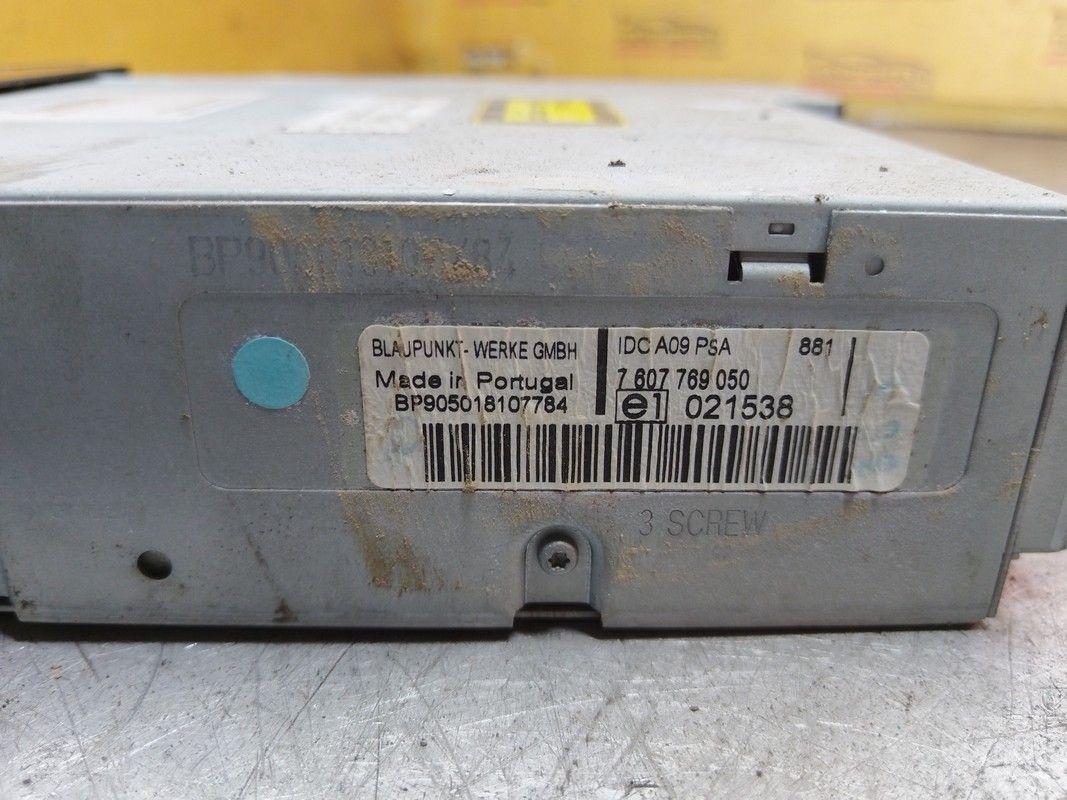 CD-чейнджер UFJM2E Peugeot 307 - Фото 6