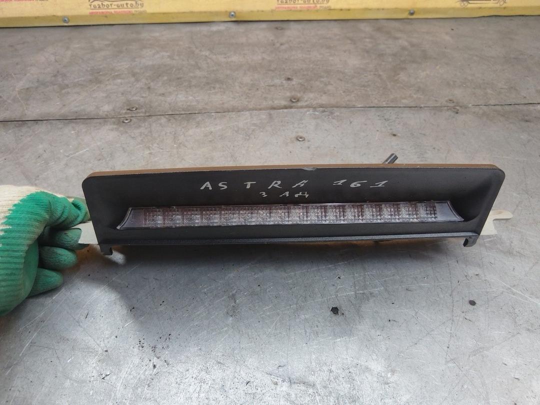 Стоп-сигнал D5Y3TM Opel Astra - Фото 2