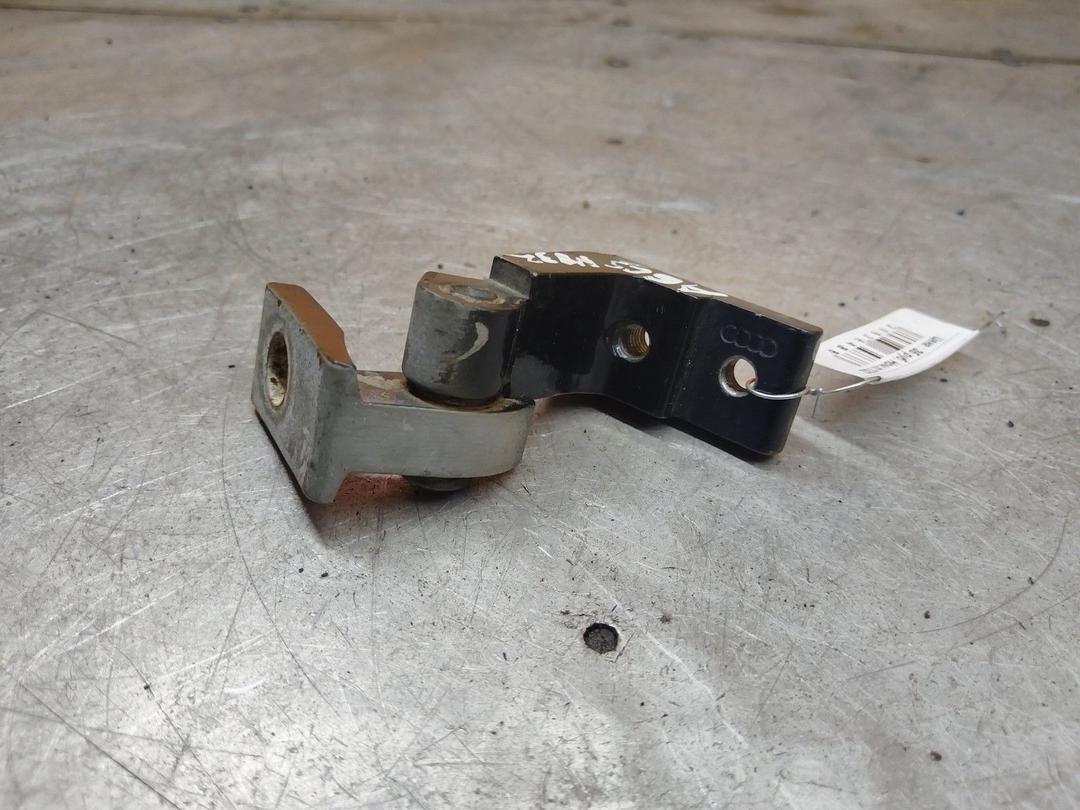 Петля двери задней левой YED5OE Audi A6 купить с доставкой