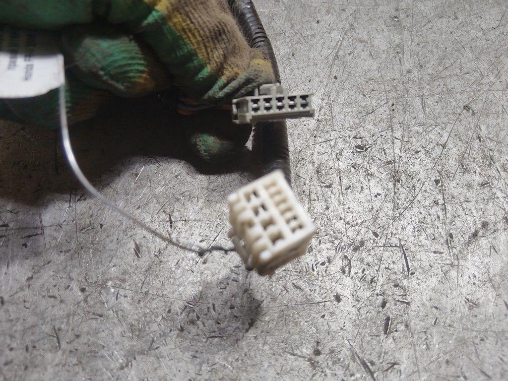 Проводка двери задней правой M16FCX Honda FR-V - Фото 4