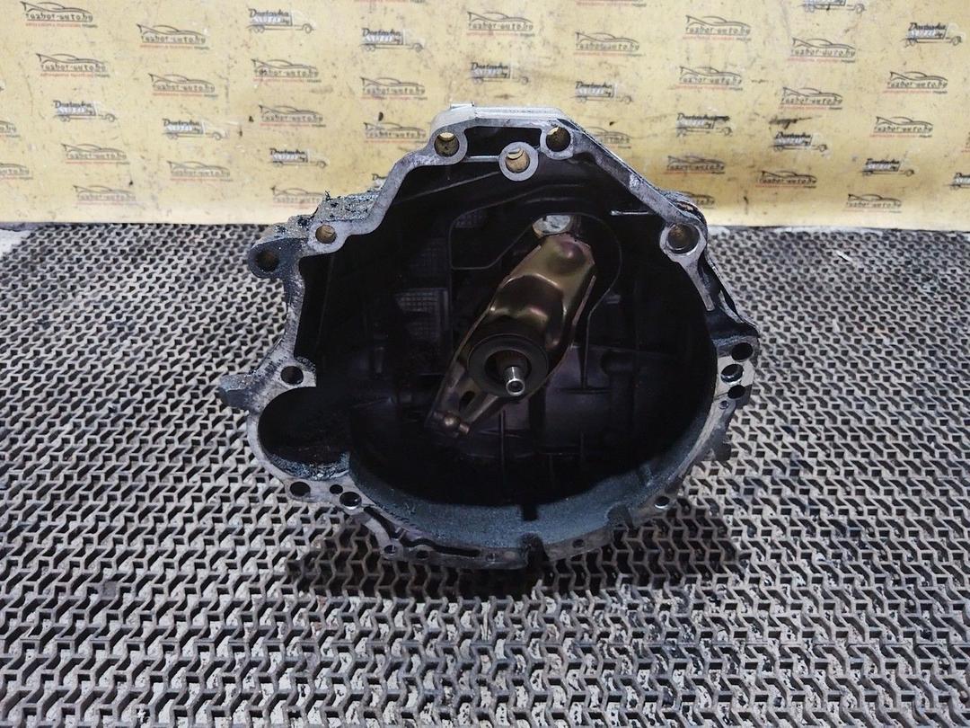 КПП механическая (МКПП) 5-ступенчатая K9U03U Volkswagen Passat - Фото 3