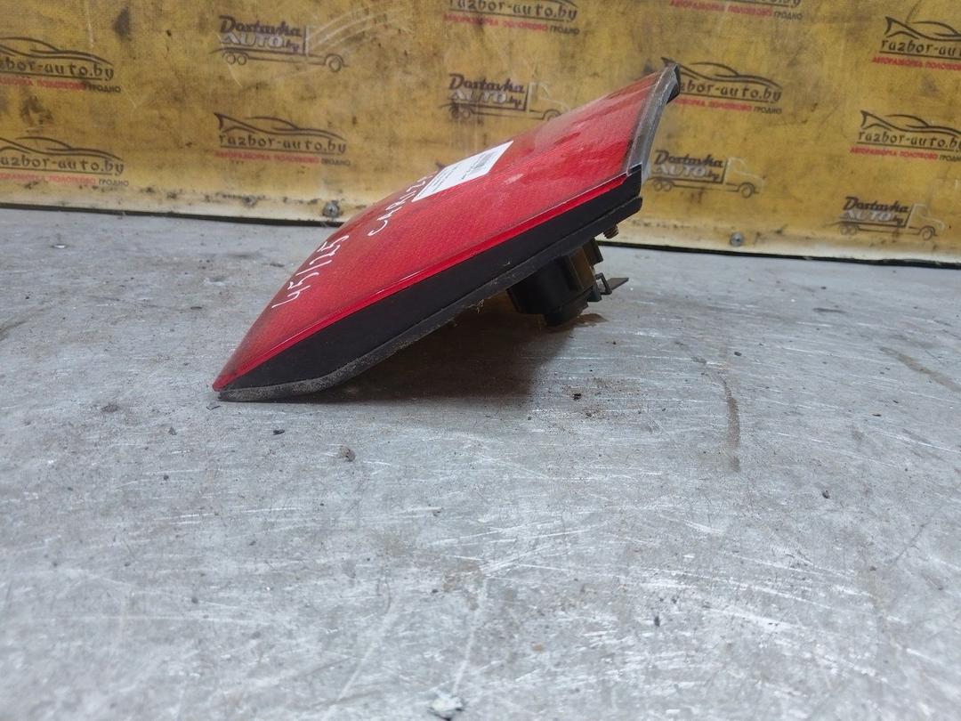 Фонарь крышки багажника левый YF141Z Mitsubishi Carisma купить в магазине запчастей бу