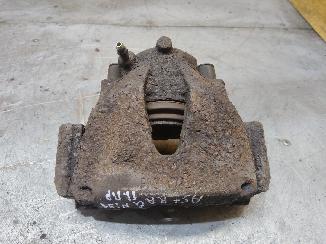 Суппорт передний правый BJ671A Opel Astra - Фото 1