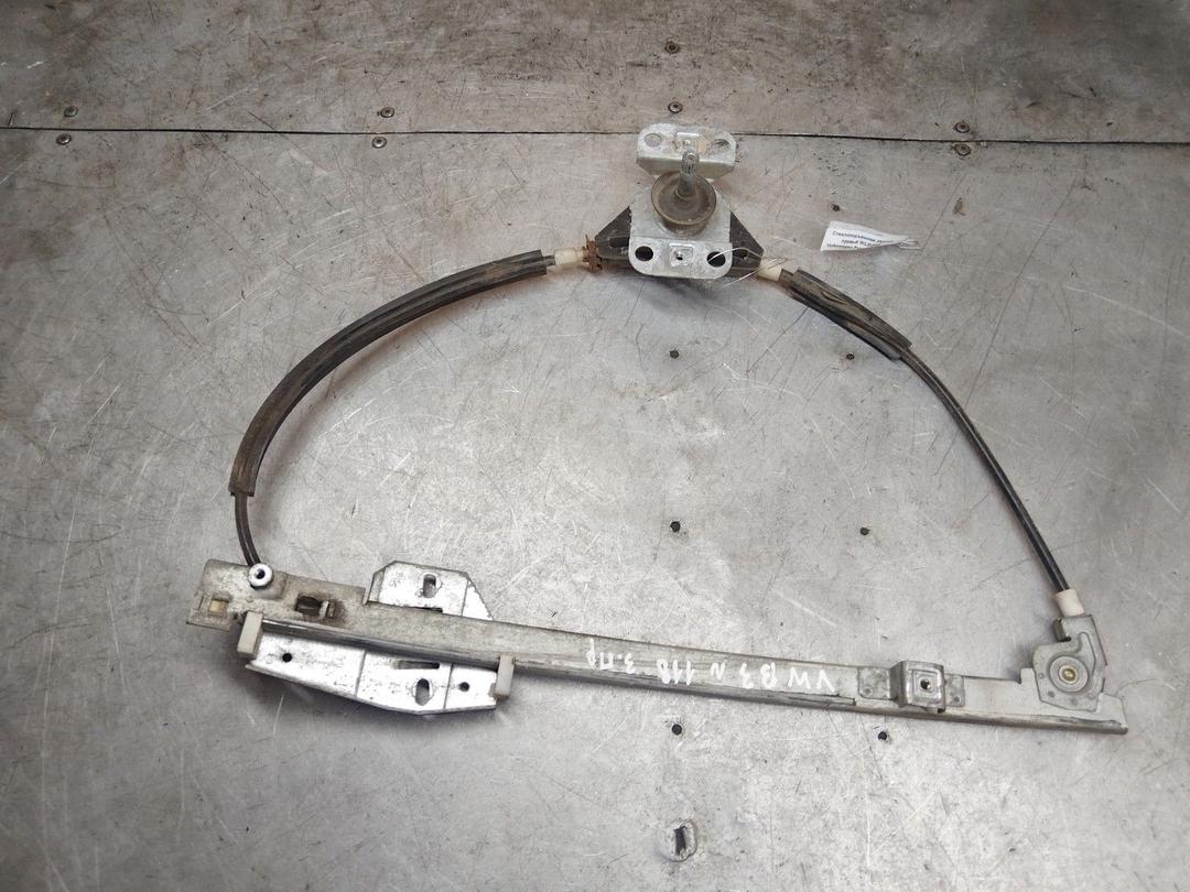 Стеклоподъемник задний правый WL0UWD Volkswagen Passat