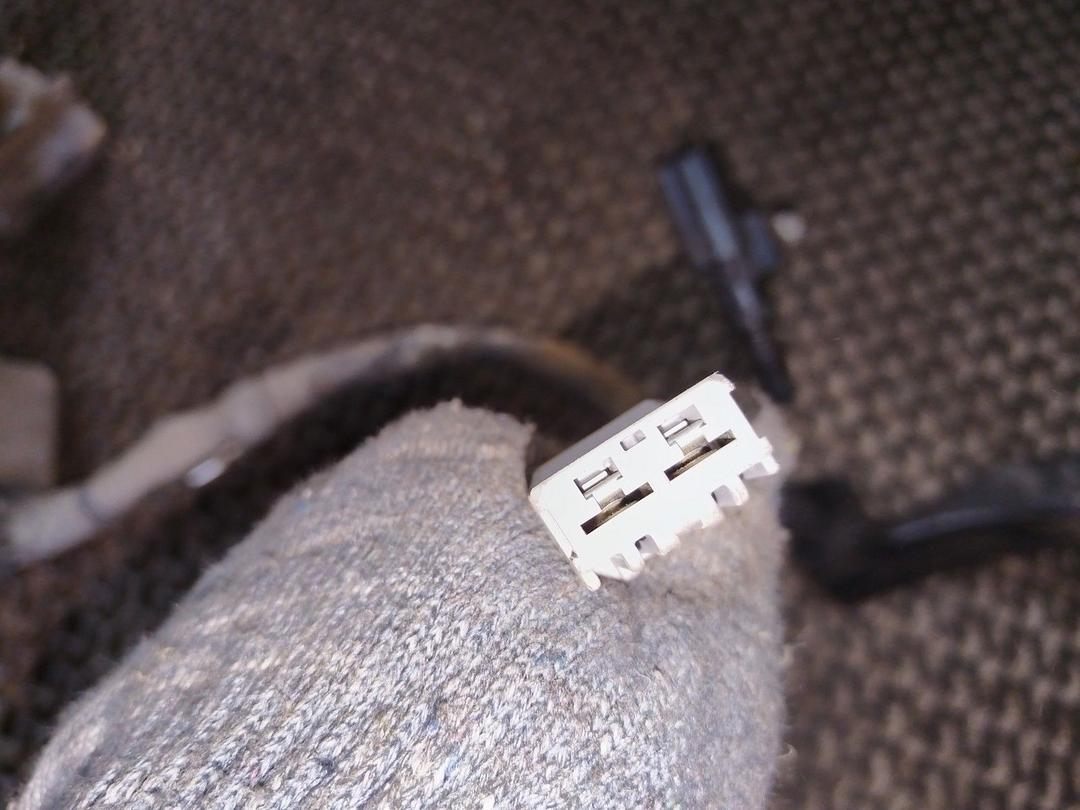 Проводка Y9UV42 Toyota Corolla - Фото 24