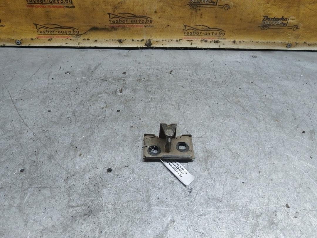 Ответная часть замка багажника ZB4M49 Volvo S60 купить