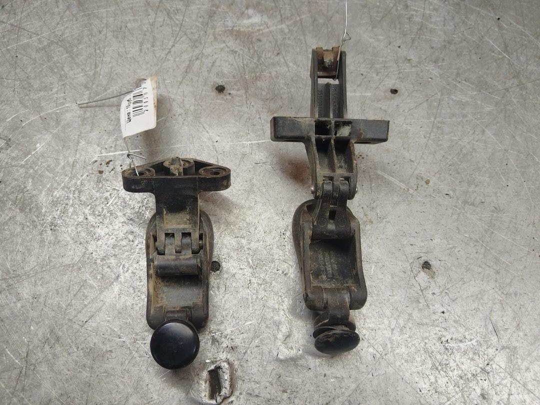 Ручка открытия заднего бокового стекла FWVR23 Peugeot Partner - Фото 2