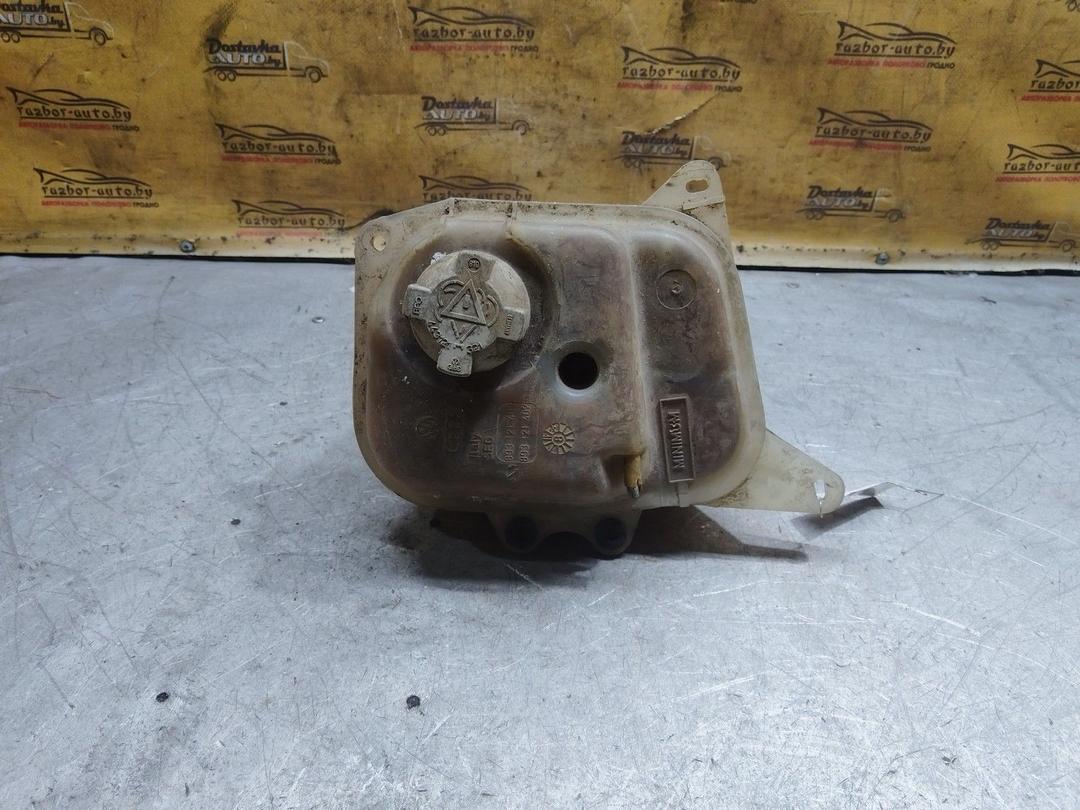 Бачок расширительный HYOB55 Audi 80