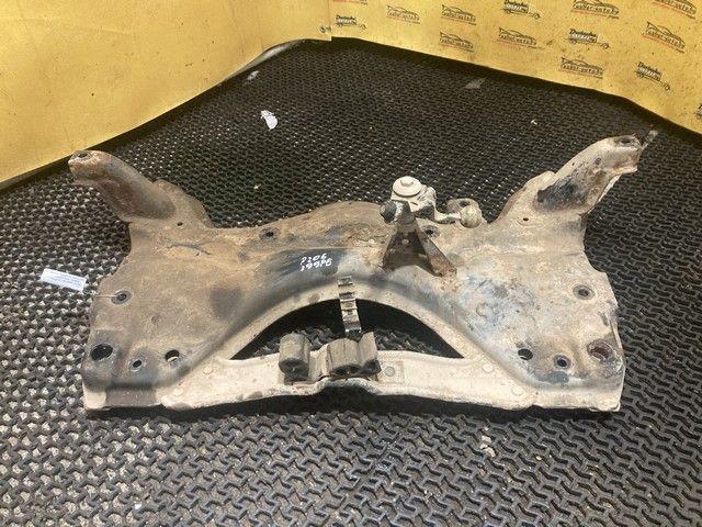 Балка подвески передняя (подрамник) Y0P6GF Peugeot 206