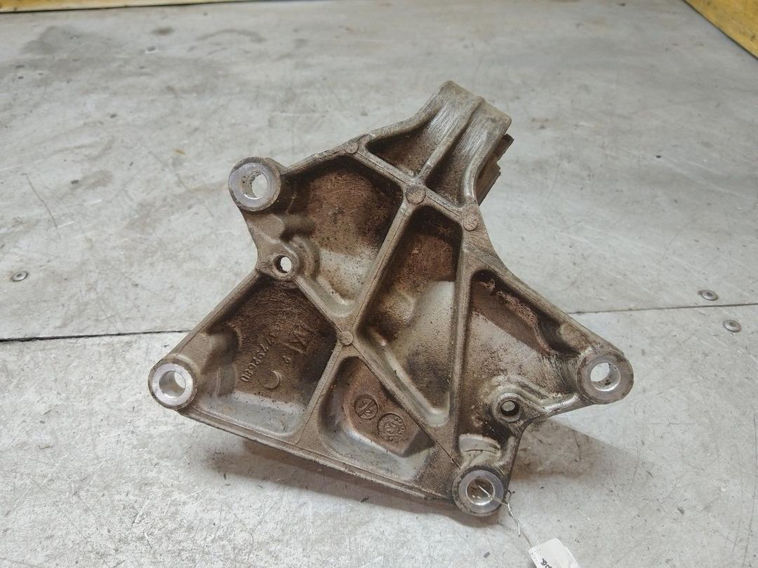 Кронштейн полуоси SJBOY4 Citroen Xsara Picasso купить с доставкой