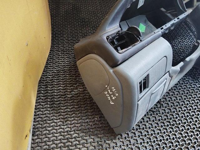 Панель передняя салона (торпедо) W203RZ Peugeot 406 купить с доставкой