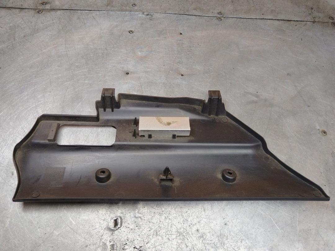 Накладка декоративная на торпедо J5YC5W Volvo XC70 купить