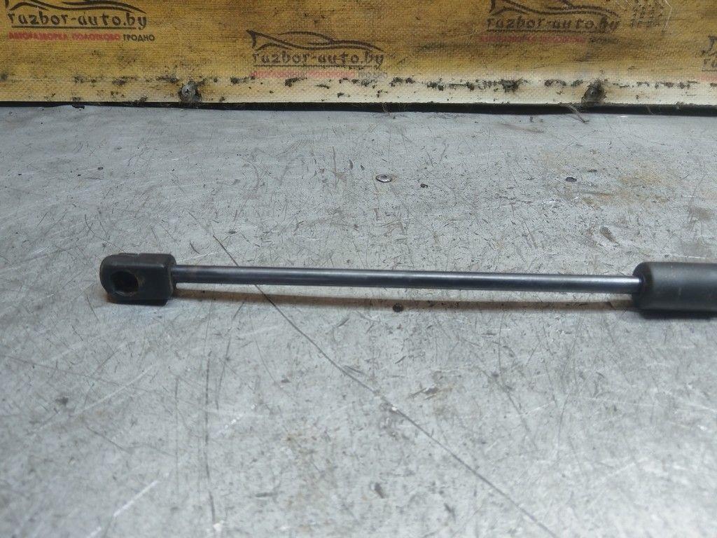 Амортизатор крышки багажника (3-5 двери) M0IA4D Fiat Stilo - Фото 2